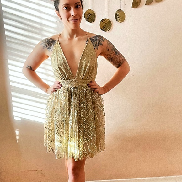 Gold Sparkle Dress - Picture 4 of 4